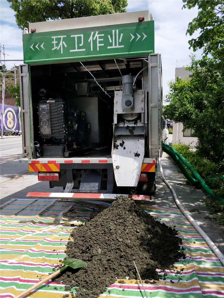 沔城回族镇淤泥干湿分离