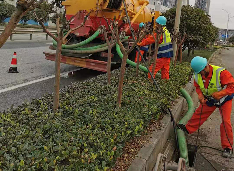 沔城回族镇市政管道清淤
